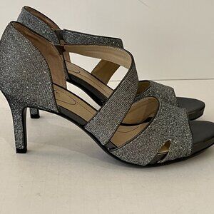 LifeStride Mega Heeled Dress Sandals Silver Shimmer ~ Women's Size 10M ~ EUC